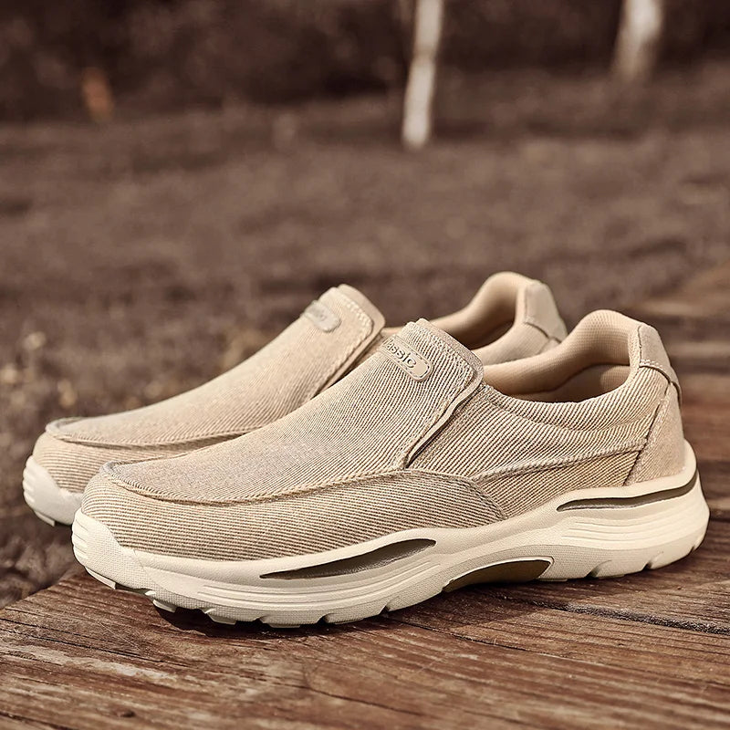 RESISTANT & COMFORTABLE MUST PRO SHOES | MONQ